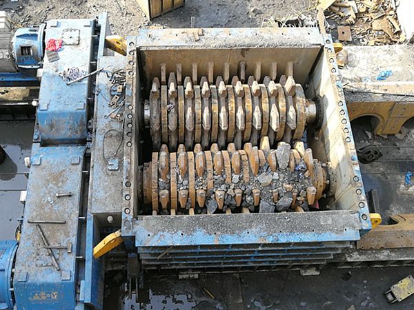 Britador de Rolos com Rodas Dentadas